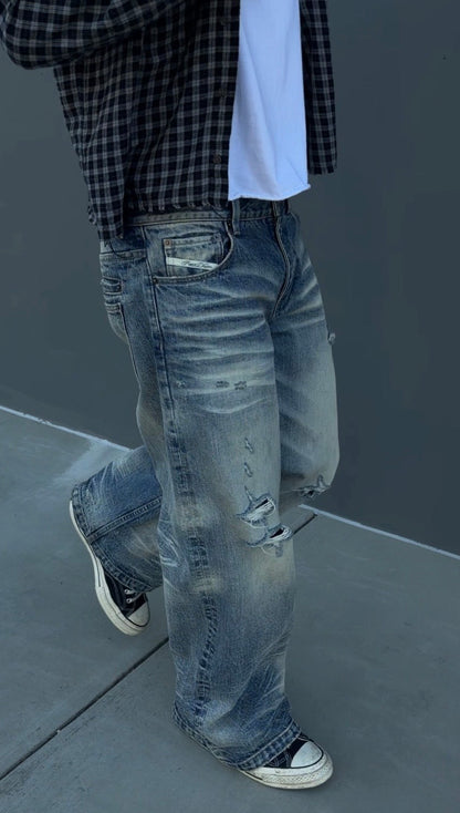 BAGGY DISTRESSED SELVEDGE DENIM