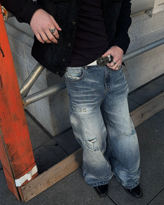 BAGGY DISTRESSED RAW SELVEDGE