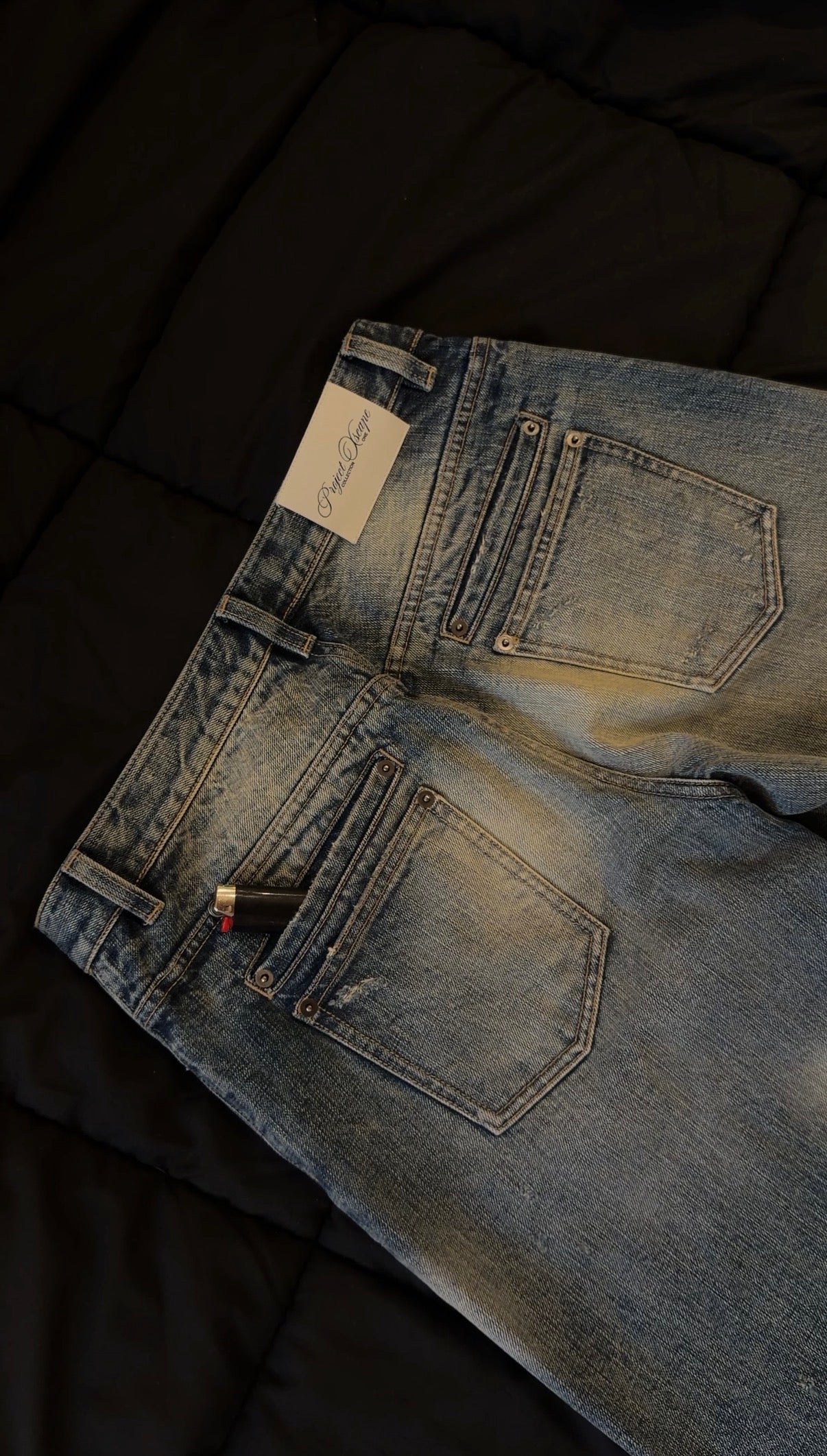 BAGGY DISTRESSED SELVEDGE DENIM