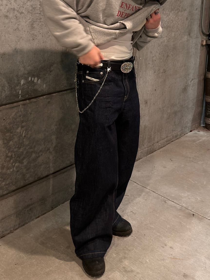 INDIGO RAW SELVEDGE DENIM
